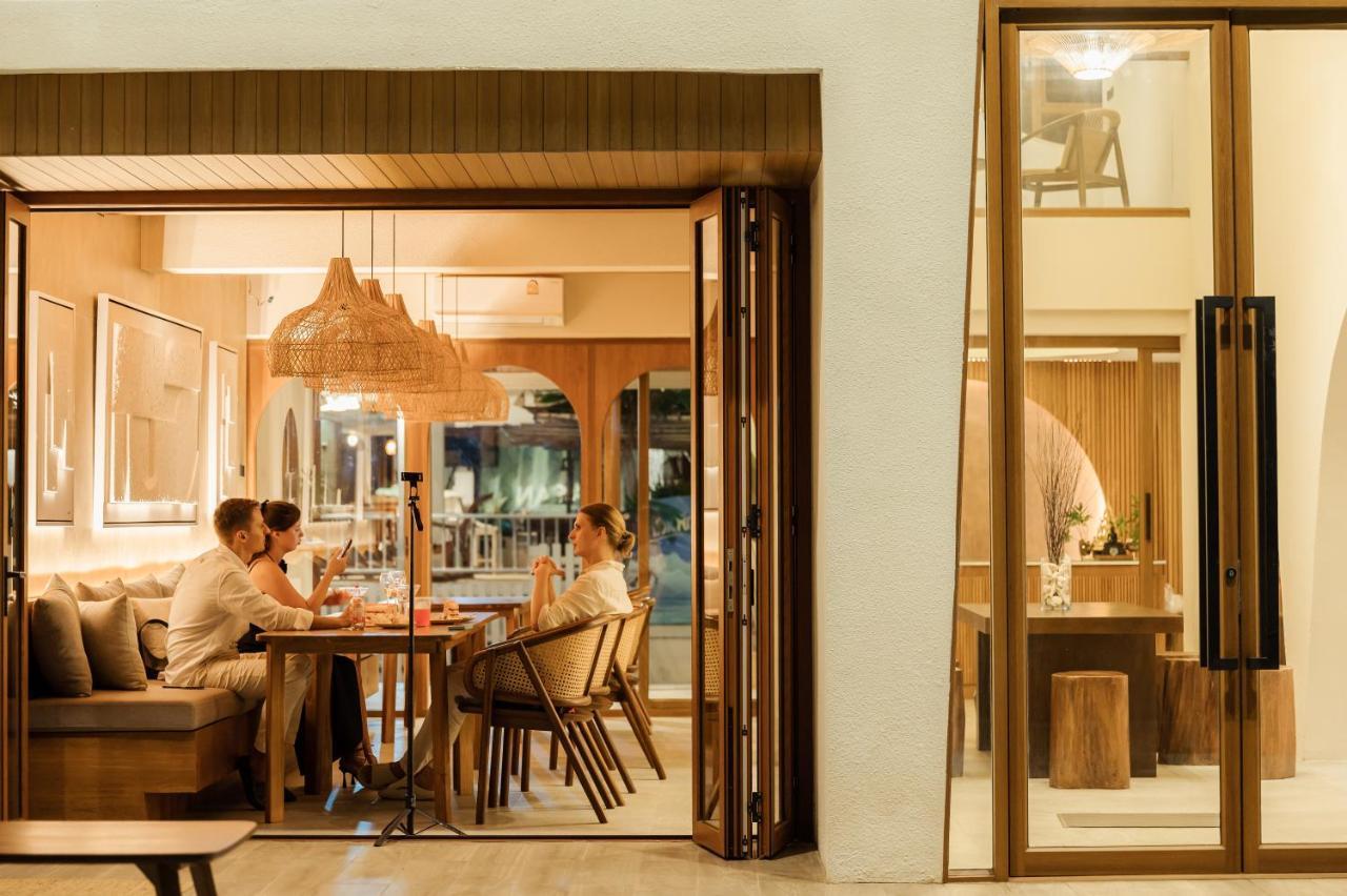 Tasana Bar And Luxury Resort Koh Larn Ngoại thất bức ảnh