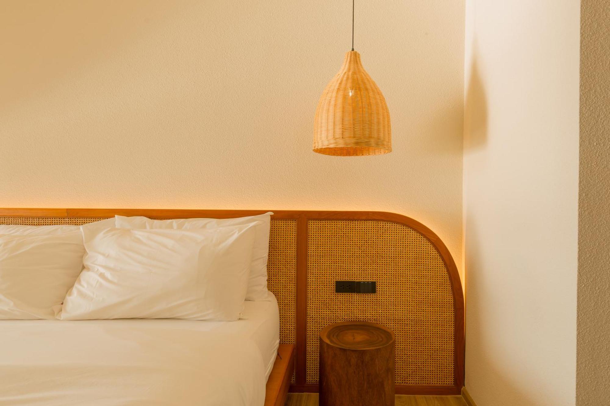 Tasana Bar And Luxury Resort Koh Larn Ngoại thất bức ảnh