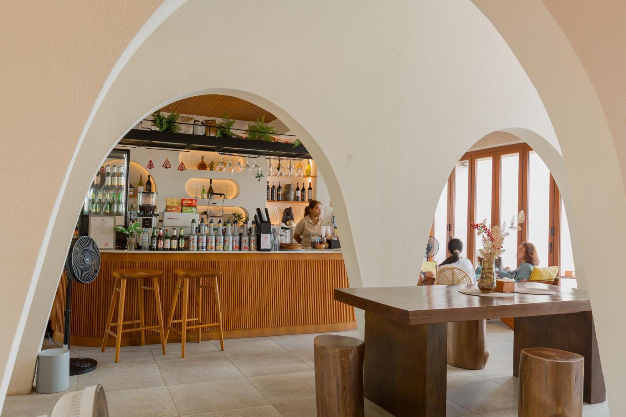 Tasana Bar And Luxury Resort Koh Larn Ngoại thất bức ảnh