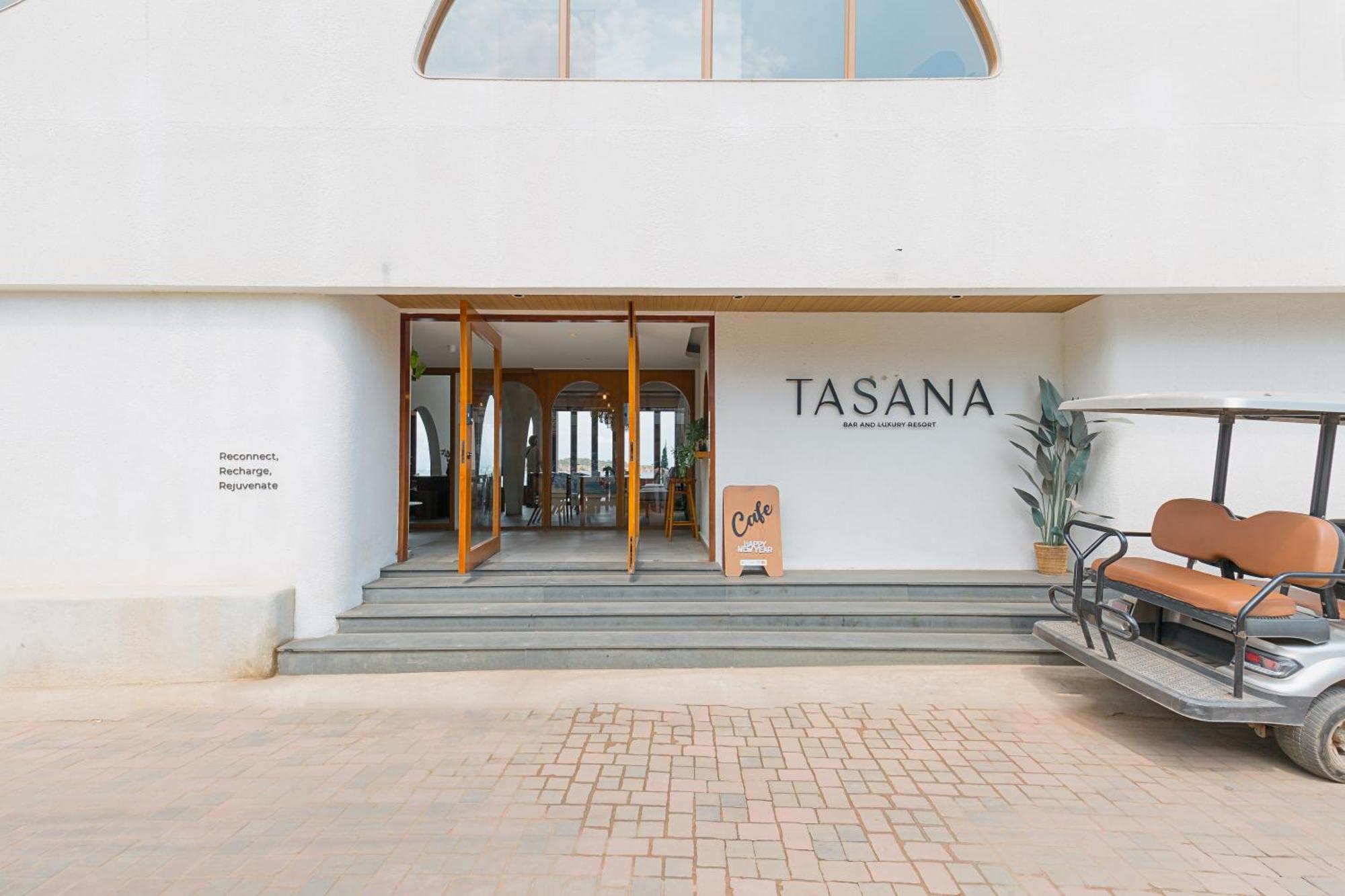 Tasana Bar And Luxury Resort Koh Larn Ngoại thất bức ảnh