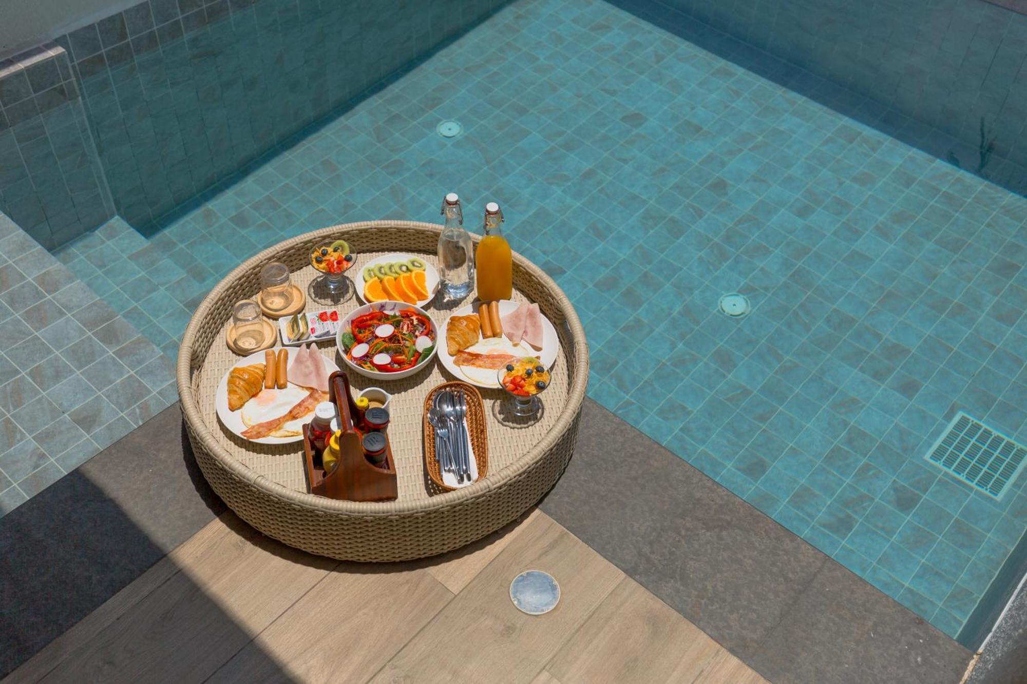 Tasana Bar And Luxury Resort Koh Larn Ngoại thất bức ảnh